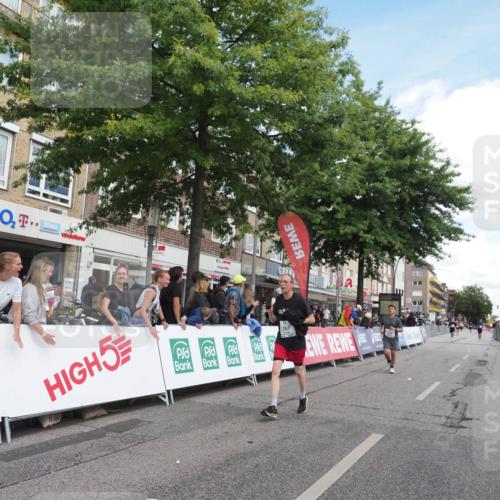 15.09.2024 - PSD Bank Halbmarathon Miley Keyser http://msf.ph/oto/7071654 15.09.2024 12:25:21 Ziel 2239, 2255, 2267, 3298 meine-sportfotos.de