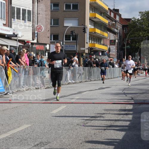 15.09.2024 - PSD Bank Halbmarathon Michael Strokosch http://msf.ph/oto/7071669 15.09.2024 12:10:38 Ziel 1932, 2059, 2107, 2143, 2833, 3077, 3147, 3506 meine-sportfotos.de