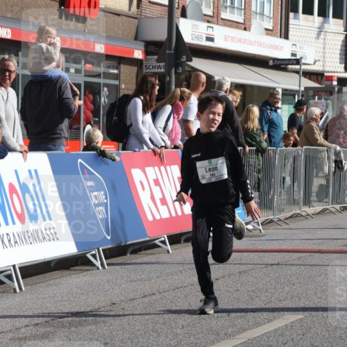 15.09.2024 - PSD Bank Halbmarathon Michael Strokosch http://msf.ph/oto/7071674 15.09.2024 10:28:26 Ziel 26, 45, 89, 92, 149, 166, 183, 184, 192, 243, 285 meine-sportfotos.de