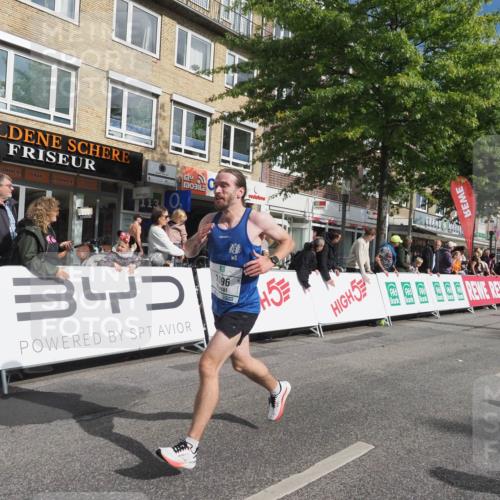 15.09.2024 - PSD Bank Halbmarathon Miley Keyser http://msf.ph/oto/7071705 15.09.2024 11:25:30 Ziel 709, 882, 888, 1069, 1096 meine-sportfotos.de