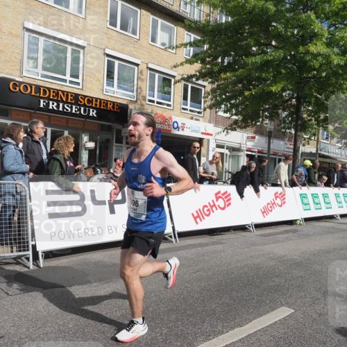 15.09.2024 - PSD Bank Halbmarathon Miley Keyser http://msf.ph/oto/7071710 15.09.2024 11:25:30 Ziel 709, 882, 888, 1069, 1096 meine-sportfotos.de