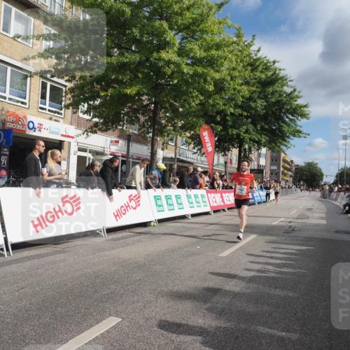 15.09.2024 - PSD Bank Halbmarathon Miley Keyser http://msf.ph/oto/7071714 15.09.2024 11:25:38 Ziel 882, 888, 1069, 2616 meine-sportfotos.de