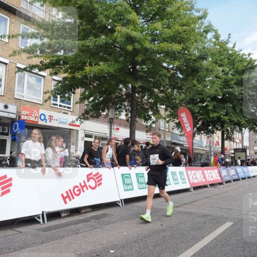 15.09.2024 - PSD Bank Halbmarathon Miley Keyser http://msf.ph/oto/7071730 15.09.2024 12:25:34 Ziel 1841, 2239, 2250, 2267, 2386, 2442, 3283 meine-sportfotos.de