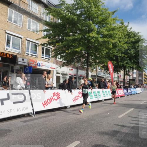 15.09.2024 - PSD Bank Halbmarathon Miley Keyser http://msf.ph/oto/7071757 15.09.2024 11:25:41 Ziel 882, 888, 1069, 2616 meine-sportfotos.de