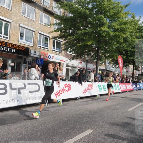 15.09.2024 - PSD Bank Halbmarathon Miley Keyser http://msf.ph/oto/7071770 15.09.2024 11:25:42 Ziel 882, 888, 1069, 2616 meine-sportfotos.de