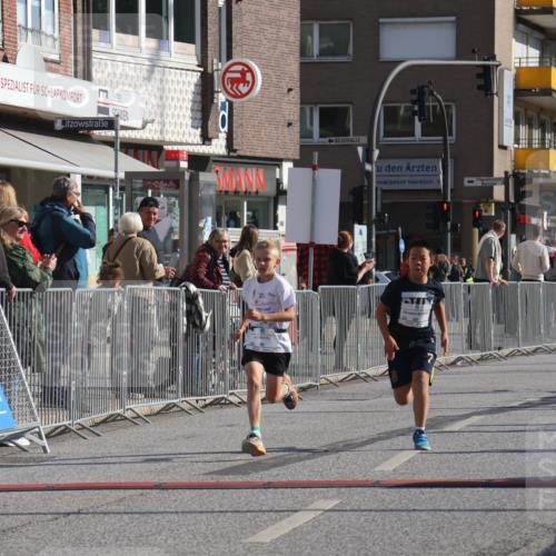 15.09.2024 - PSD Bank Halbmarathon Michael Strokosch http://msf.ph/oto/7071773 15.09.2024 10:28:37 Ziel 26, 92, 130, 162, 183, 184, 192, 205, 235, 243, 273, 305 meine-sportfotos.de