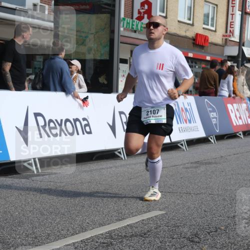 15.09.2024 - PSD Bank Halbmarathon Michael Strokosch http://msf.ph/oto/7071776 15.09.2024 12:10:47 Ziel 1932, 1999, 2059, 2107, 2268 meine-sportfotos.de