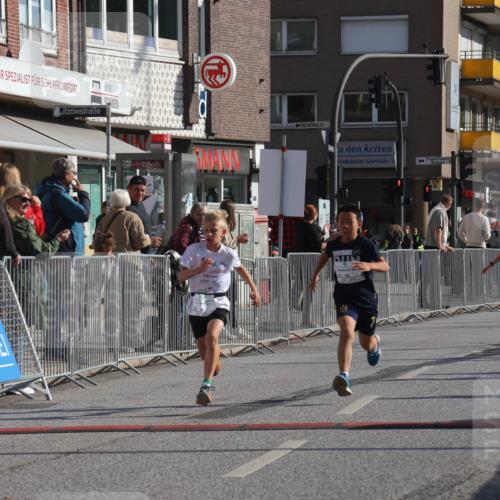 15.09.2024 - PSD Bank Halbmarathon Michael Strokosch http://msf.ph/oto/7071778 15.09.2024 10:28:37 Ziel 26, 92, 130, 162, 183, 184, 192, 205, 235, 243, 273, 305 meine-sportfotos.de