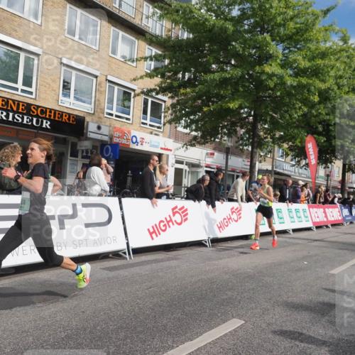 15.09.2024 - PSD Bank Halbmarathon Miley Keyser http://msf.ph/oto/7071779 15.09.2024 11:25:42 Ziel 882, 888, 1069, 2616 meine-sportfotos.de
