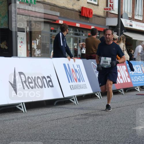 15.09.2024 - PSD Bank Halbmarathon Michael Strokosch http://msf.ph/oto/7071799 15.09.2024 12:10:49 Ziel 776, 1932, 1999, 2059, 2107, 2268, 2940 meine-sportfotos.de