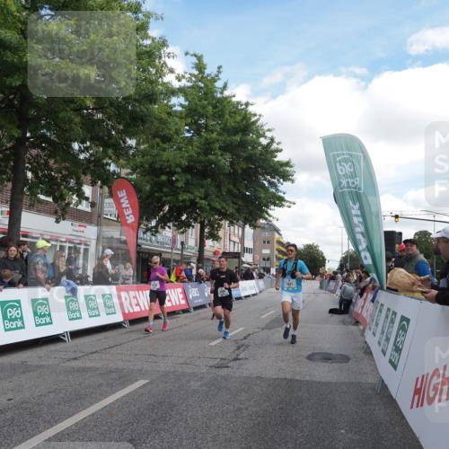 15.09.2024 - PSD Bank Halbmarathon Miley Keyser http://msf.ph/oto/7071800 15.09.2024 12:25:39 Ziel 1153, 1841, 2239, 2250, 2386, 2442, 3283 meine-sportfotos.de