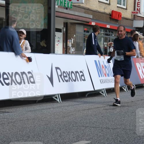 15.09.2024 - PSD Bank Halbmarathon Michael Strokosch http://msf.ph/oto/7071803 15.09.2024 12:10:49 Ziel 776, 1932, 1999, 2059, 2107, 2268, 2940 meine-sportfotos.de