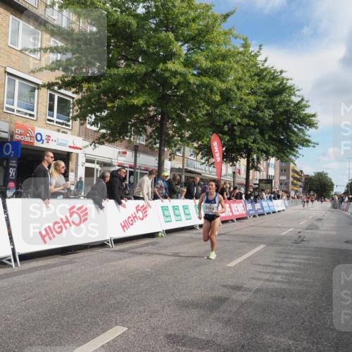 15.09.2024 - PSD Bank Halbmarathon Miley Keyser http://msf.ph/oto/7071832 15.09.2024 11:25:51 Ziel 670, 671, 723, 1025, 2616 meine-sportfotos.de