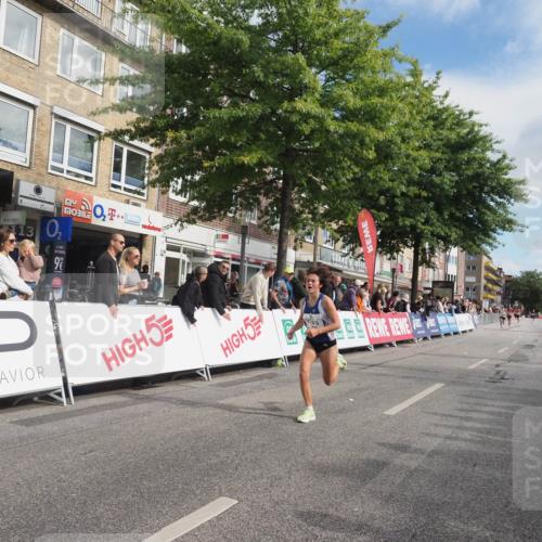 15.09.2024 - PSD Bank Halbmarathon Miley Keyser http://msf.ph/oto/7071840 15.09.2024 11:25:51 Ziel 670, 671, 723, 1025, 2616 meine-sportfotos.de