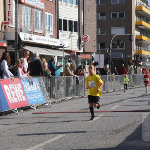 15.09.2024 - PSD Bank Halbmarathon Michael Strokosch http://msf.ph/oto/7071868 15.09.2024 10:28:47 Ziel 130, 140, 162, 179, 205, 222, 235, 273, 305 meine-sportfotos.de