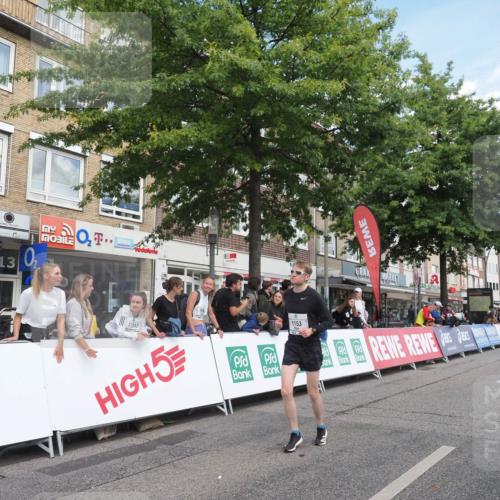 15.09.2024 - PSD Bank Halbmarathon Miley Keyser http://msf.ph/oto/7071869 15.09.2024 12:25:43 Ziel 1153, 1841, 2250, 2386, 2442, 3283 meine-sportfotos.de