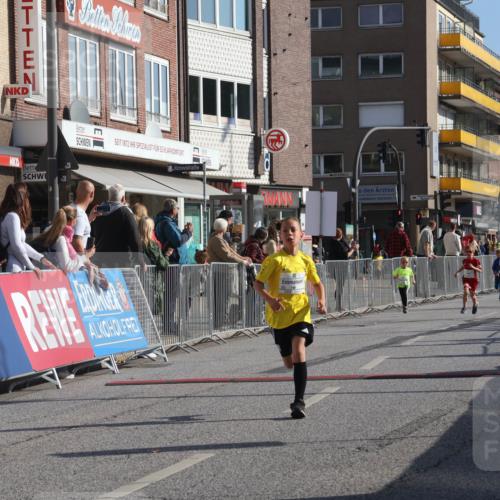 15.09.2024 - PSD Bank Halbmarathon Michael Strokosch http://msf.ph/oto/7071872 15.09.2024 10:28:47 Ziel 130, 140, 162, 179, 205, 222, 235, 273, 305 meine-sportfotos.de