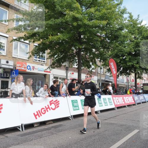 15.09.2024 - PSD Bank Halbmarathon Miley Keyser http://msf.ph/oto/7071874 15.09.2024 12:25:43 Ziel 1153, 1841, 2250, 2386, 2442, 3283 meine-sportfotos.de
