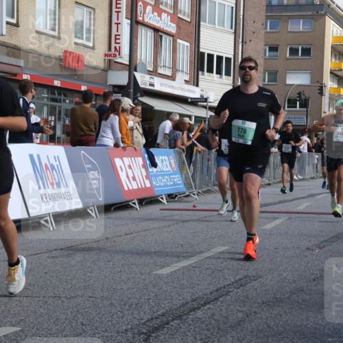 15.09.2024 - PSD Bank Halbmarathon Michael Strokosch http://msf.ph/oto/7071926 15.09.2024 12:10:57 Ziel 776, 1861, 1999, 2107, 2218, 2268, 2455, 2519, 2940, 3520 meine-sportfotos.de