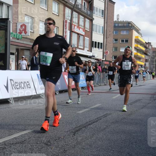 15.09.2024 - PSD Bank Halbmarathon Michael Strokosch http://msf.ph/oto/7071943 15.09.2024 12:10:59 Ziel 776, 1861, 1999, 2218, 2268, 2455, 2519, 2940, 2941, 3520 meine-sportfotos.de