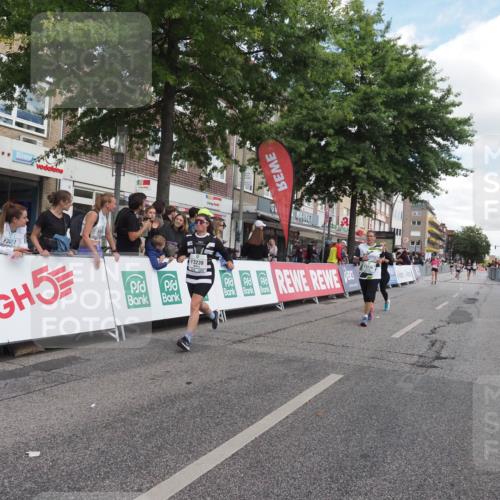 15.09.2024 - PSD Bank Halbmarathon Miley Keyser http://msf.ph/oto/7071952 15.09.2024 12:26:03 Ziel 3226, 3239, 3281, 3286 meine-sportfotos.de