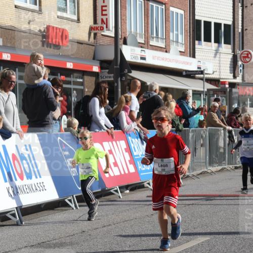 15.09.2024 - PSD Bank Halbmarathon Michael Strokosch http://msf.ph/oto/7071954 15.09.2024 10:28:55 Ziel 106, 107, 130, 137, 140, 154, 170, 179, 189, 205, 222, 231, 288, 292 meine-sportfotos.de