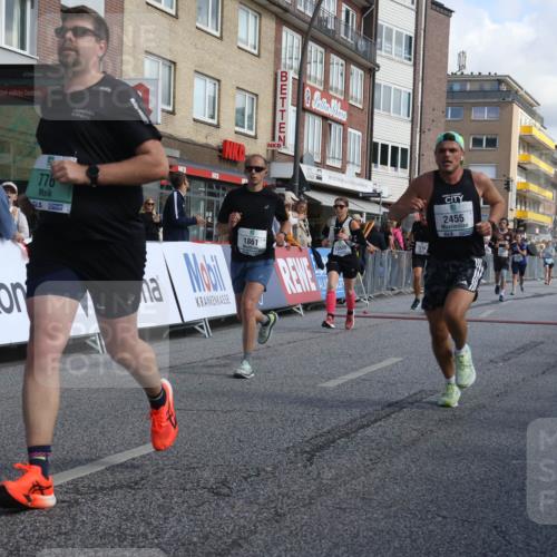 15.09.2024 - PSD Bank Halbmarathon Michael Strokosch http://msf.ph/oto/7071956 15.09.2024 12:10:59 Ziel 776, 1861, 1999, 2218, 2268, 2455, 2519, 2940, 2941, 3520 meine-sportfotos.de
