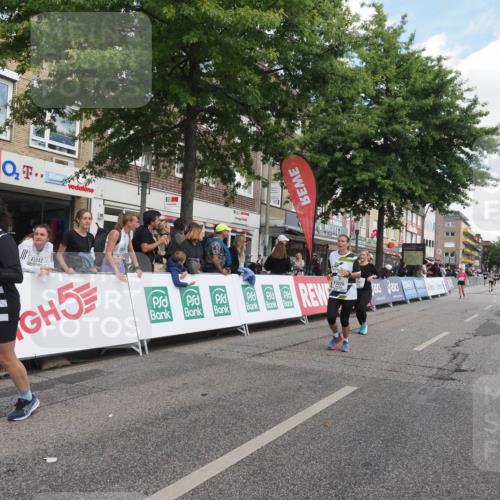15.09.2024 - PSD Bank Halbmarathon Miley Keyser http://msf.ph/oto/7071962 15.09.2024 12:26:03 Ziel 3226, 3239, 3281, 3286 meine-sportfotos.de