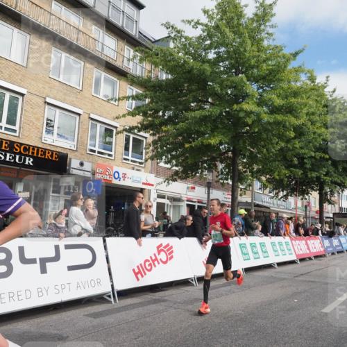 15.09.2024 - PSD Bank Halbmarathon Miley Keyser http://msf.ph/oto/7071964 15.09.2024 11:26:06 Ziel 670, 671, 1025 meine-sportfotos.de
