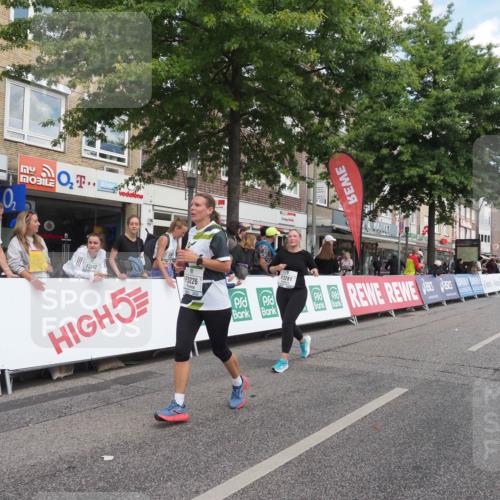 15.09.2024 - PSD Bank Halbmarathon Miley Keyser http://msf.ph/oto/7071987 15.09.2024 12:26:05 Ziel 3226, 3239, 3281, 3286, 3413 meine-sportfotos.de