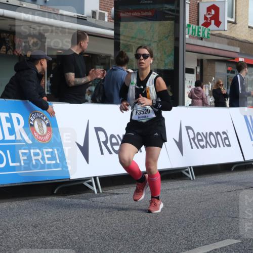 15.09.2024 - PSD Bank Halbmarathon Michael Strokosch http://msf.ph/oto/7071992 15.09.2024 12:11:02 Ziel 776, 1861, 2218, 2268, 2455, 2519, 2940, 2941, 3520 meine-sportfotos.de