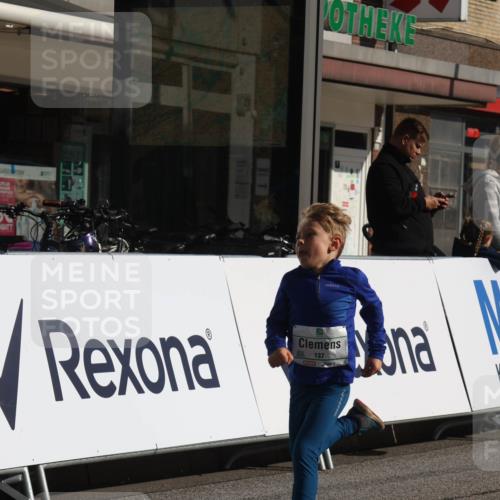 15.09.2024 - PSD Bank Halbmarathon Michael Strokosch http://msf.ph/oto/7071994 15.09.2024 10:28:57 Ziel 106, 107, 130, 137, 140, 154, 170, 179, 189, 222, 231, 288, 292 meine-sportfotos.de