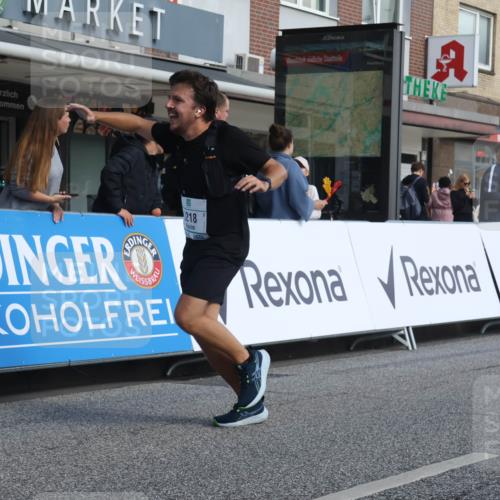 15.09.2024 - PSD Bank Halbmarathon Michael Strokosch http://msf.ph/oto/7072017 15.09.2024 12:11:03 Ziel 776, 1861, 2218, 2268, 2455, 2519, 2940, 2941, 3520, 3530 meine-sportfotos.de
