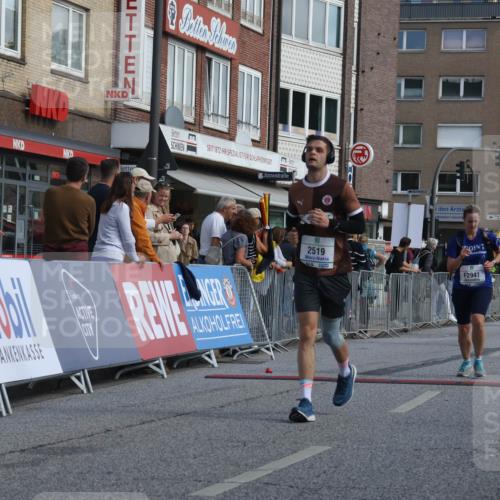 15.09.2024 - PSD Bank Halbmarathon Michael Strokosch http://msf.ph/oto/7072022 15.09.2024 12:11:05 Ziel 776, 1861, 2218, 2455, 2519, 2940, 2941, 3520, 3530 meine-sportfotos.de