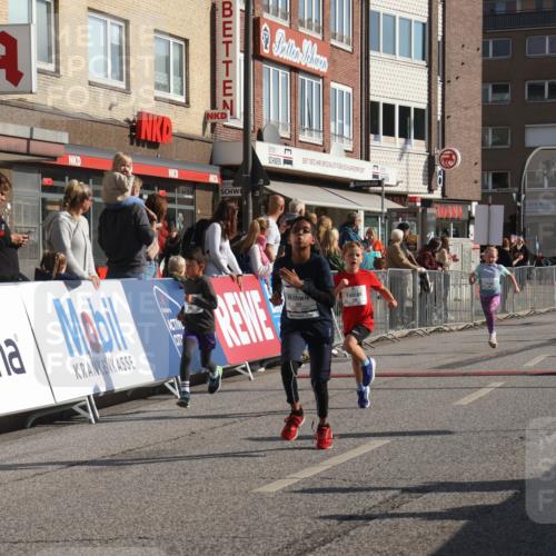 15.09.2024 - PSD Bank Halbmarathon Michael Strokosch http://msf.ph/oto/7072032 15.09.2024 10:28:59 Ziel 106, 107, 137, 140, 150, 154, 170, 179, 189, 222, 231, 271, 288, 292, 297 meine-sportfotos.de