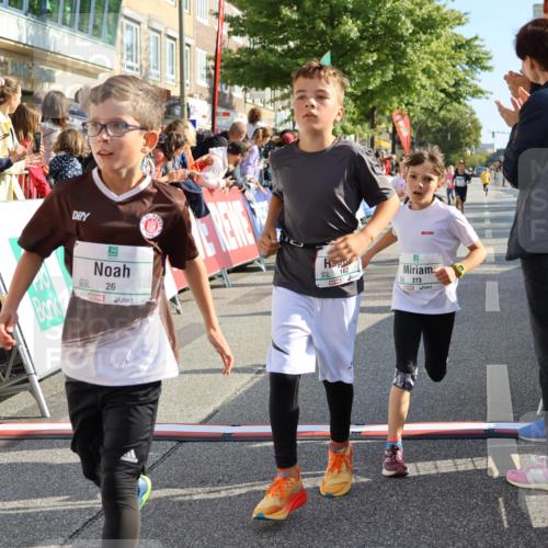 15.09.2024 - PSD Bank Halbmarathon Strokosch-Dieckow http://msf.ph/oto/7072040 15.09.2024 10:28:51 Ziel 26, 45, 92, 130, 162, 183, 184, 192, 205, 235, 243, 273, 305 meine-sportfotos.de