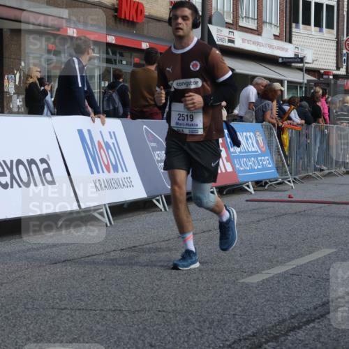 15.09.2024 - PSD Bank Halbmarathon Michael Strokosch http://msf.ph/oto/7072048 15.09.2024 12:11:06 Ziel 776, 1861, 2218, 2455, 2519, 2940, 2941, 3520, 3530 meine-sportfotos.de