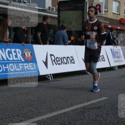 15.09.2024 - PSD Bank Halbmarathon Michael Strokosch http://msf.ph/oto/7072061 15.09.2024 12:11:07 Ziel 776, 1861, 2218, 2455, 2519, 2940, 2941, 3520, 3530 meine-sportfotos.de