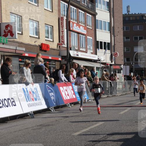 15.09.2024 - PSD Bank Halbmarathon Michael Strokosch http://msf.ph/oto/7072088 15.09.2024 10:29:05 Ziel 5, 12, 47, 106, 107, 137, 150, 154, 170, 179, 180, 189, 222, 231, 244, 271, 288, 292, 297 meine-sportfotos.de
