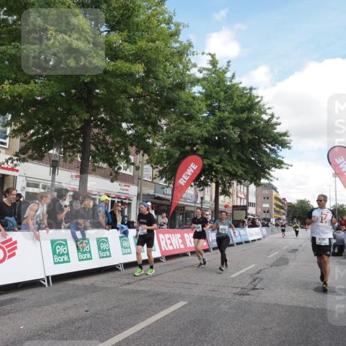 15.09.2024 - PSD Bank Halbmarathon Miley Keyser http://msf.ph/oto/7072147 15.09.2024 12:26:22 Ziel 2183, 2186, 3086, 3156, 3157, 3342, 3413, 3489 meine-sportfotos.de