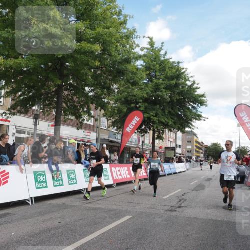 15.09.2024 - PSD Bank Halbmarathon Miley Keyser http://msf.ph/oto/7072152 15.09.2024 12:26:22 Ziel 2183, 2186, 3086, 3156, 3157, 3342, 3413, 3489 meine-sportfotos.de