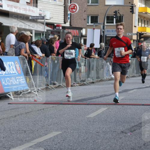 15.09.2024 - PSD Bank Halbmarathon Michael Strokosch http://msf.ph/oto/7072158 15.09.2024 12:11:16 Ziel 1242, 1930, 2519, 2540, 2888, 2941, 3530 meine-sportfotos.de