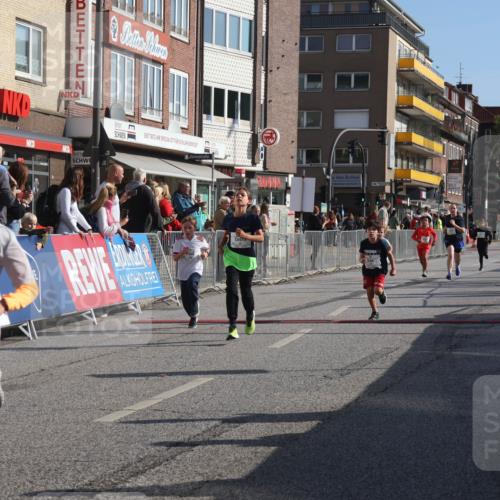15.09.2024 - PSD Bank Halbmarathon Michael Strokosch http://msf.ph/oto/7072166 15.09.2024 10:29:10 Ziel 5, 12, 47, 70, 150, 154, 170, 180, 189, 194, 231, 244, 254, 255, 271, 288, 292, 297 meine-sportfotos.de