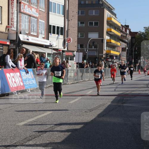 15.09.2024 - PSD Bank Halbmarathon Michael Strokosch http://msf.ph/oto/7072172 15.09.2024 10:29:10 Ziel 5, 12, 47, 70, 150, 154, 170, 180, 189, 194, 231, 244, 254, 255, 271, 288, 292, 297 meine-sportfotos.de