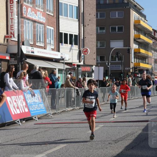 15.09.2024 - PSD Bank Halbmarathon Michael Strokosch http://msf.ph/oto/7072204 15.09.2024 10:29:12 Ziel 5, 12, 47, 70, 150, 154, 170, 180, 194, 244, 254, 255, 271, 288, 292, 297 meine-sportfotos.de