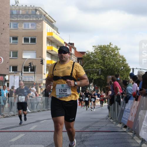 15.09.2024 - PSD Bank Halbmarathon Michael Strokosch http://msf.ph/oto/7072232 15.09.2024 12:11:20 Ziel 1242, 1930, 2540, 2888, 3530 meine-sportfotos.de