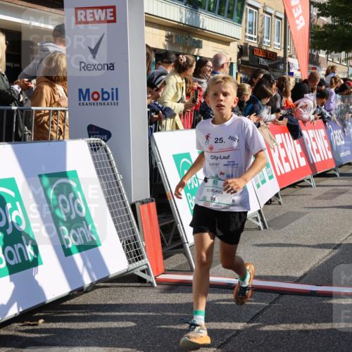 15.09.2024 - PSD Bank Halbmarathon Strokosch-Dieckow http://msf.ph/oto/7072234 15.09.2024 10:28:54 Ziel 26, 130, 162, 184, 192, 205, 235, 243, 273, 305 meine-sportfotos.de