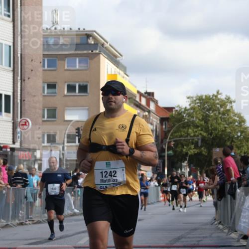 15.09.2024 - PSD Bank Halbmarathon Michael Strokosch http://msf.ph/oto/7072246 15.09.2024 12:11:21 Ziel 1242, 1930, 2540, 2888, 3530 meine-sportfotos.de