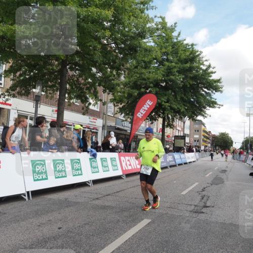 15.09.2024 - PSD Bank Halbmarathon Miley Keyser http://msf.ph/oto/7072261 15.09.2024 12:26:39 Ziel 2009, 2252, 3237, 3374, 3489 meine-sportfotos.de