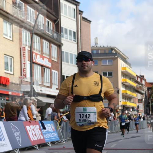15.09.2024 - PSD Bank Halbmarathon Michael Strokosch http://msf.ph/oto/7072272 15.09.2024 12:11:22 Ziel 1242, 1930, 2005, 2220, 2540, 2888, 3530 meine-sportfotos.de